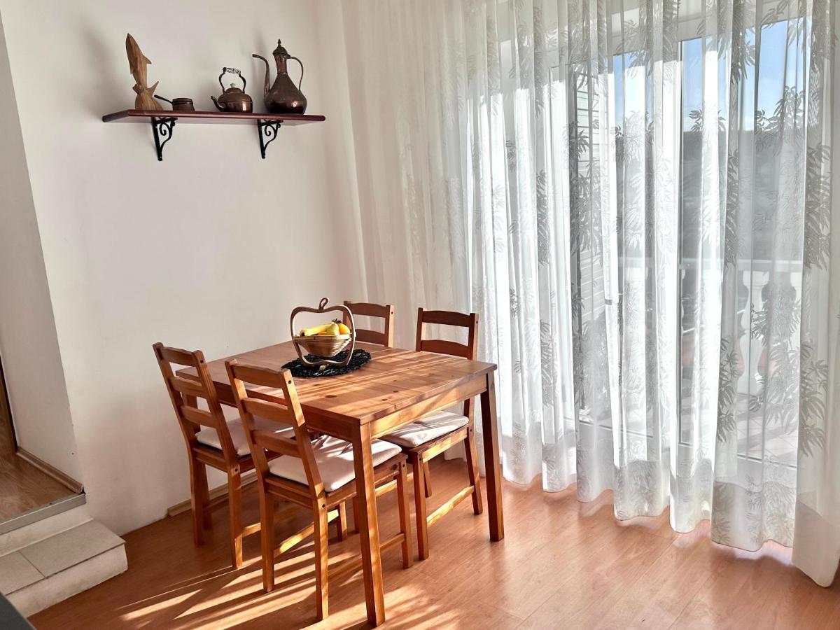 לופאר Villa Ester מראה חיצוני תמונה