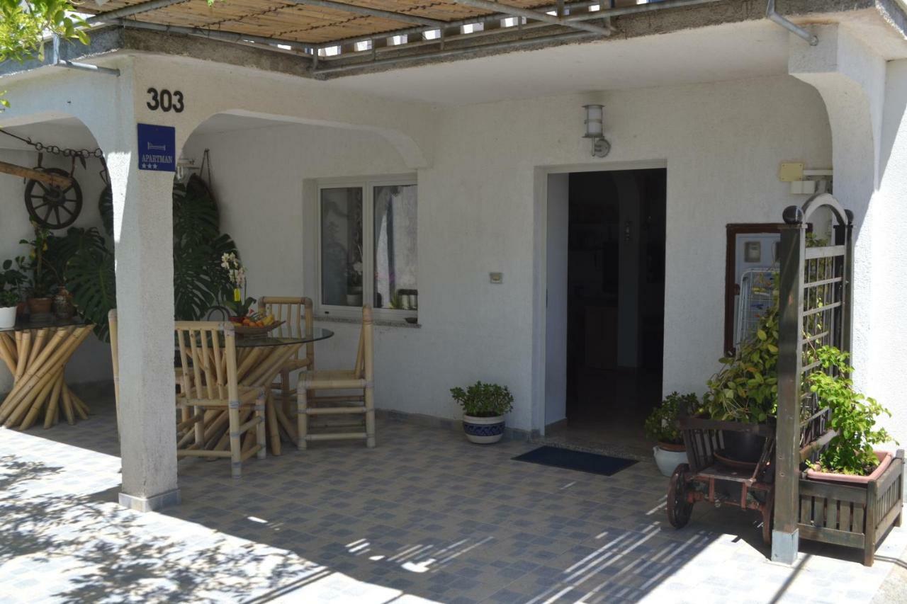 לופאר Villa Ester מראה חיצוני תמונה