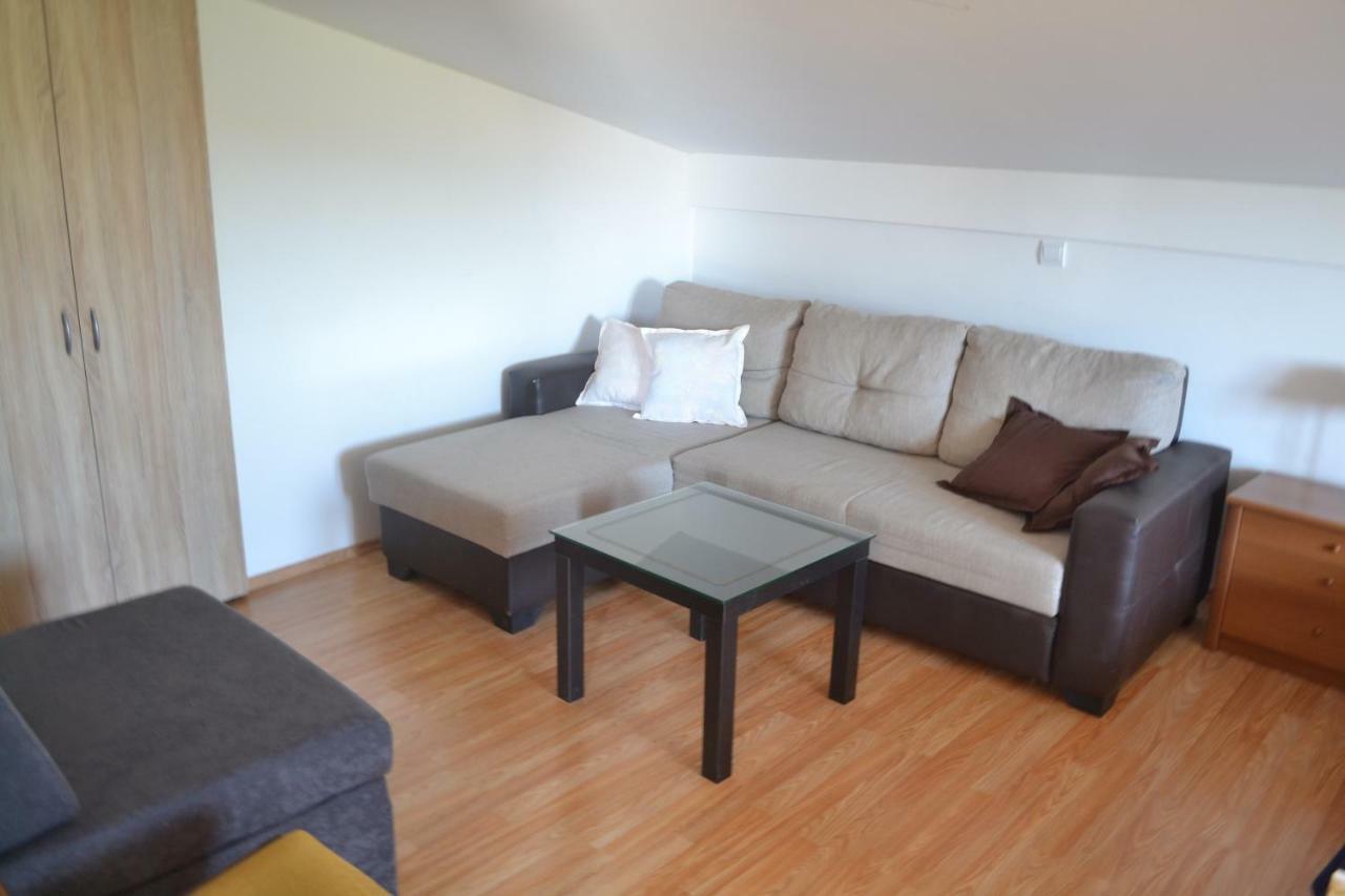 לופאר Villa Ester מראה חיצוני תמונה