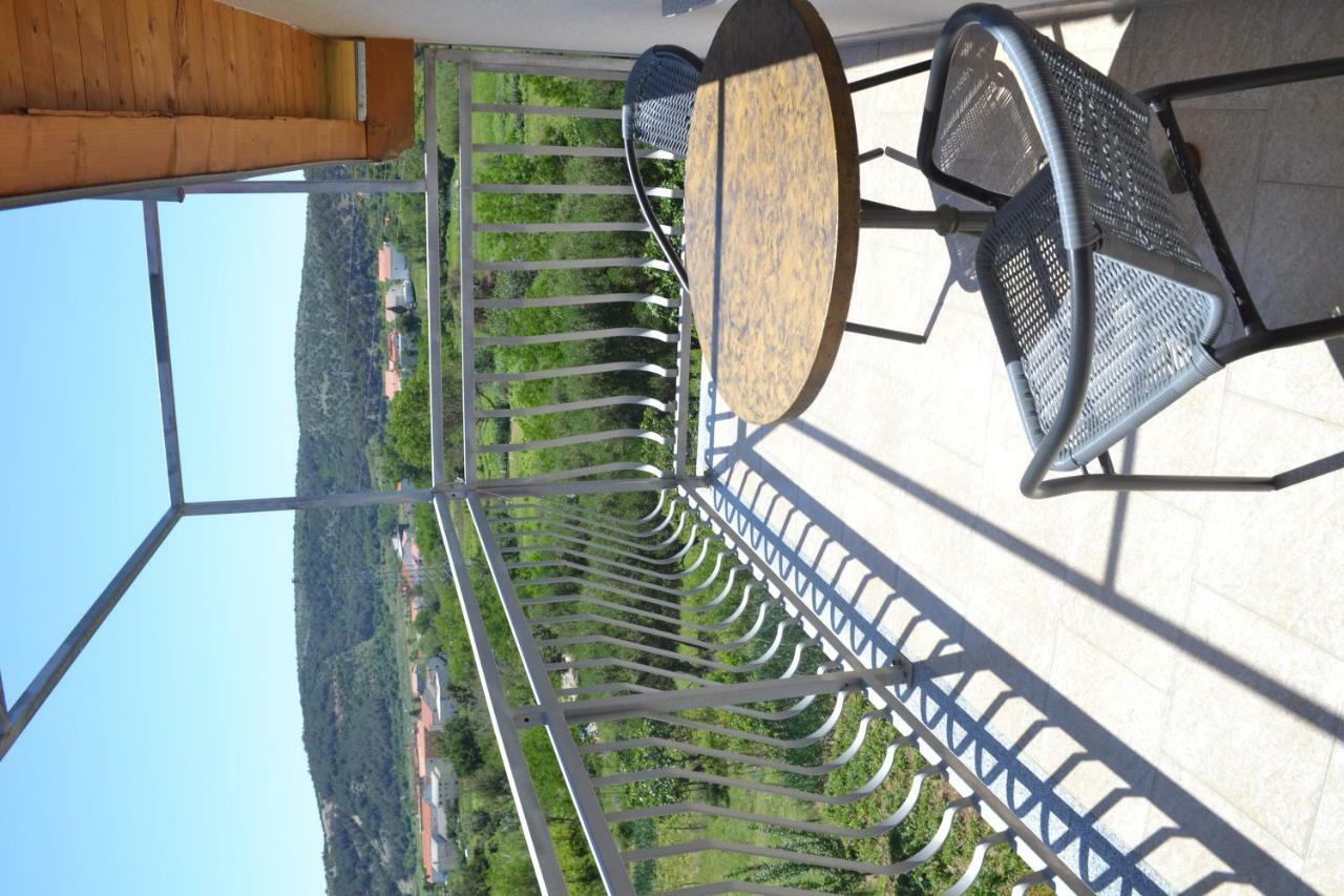 לופאר Villa Ester מראה חיצוני תמונה